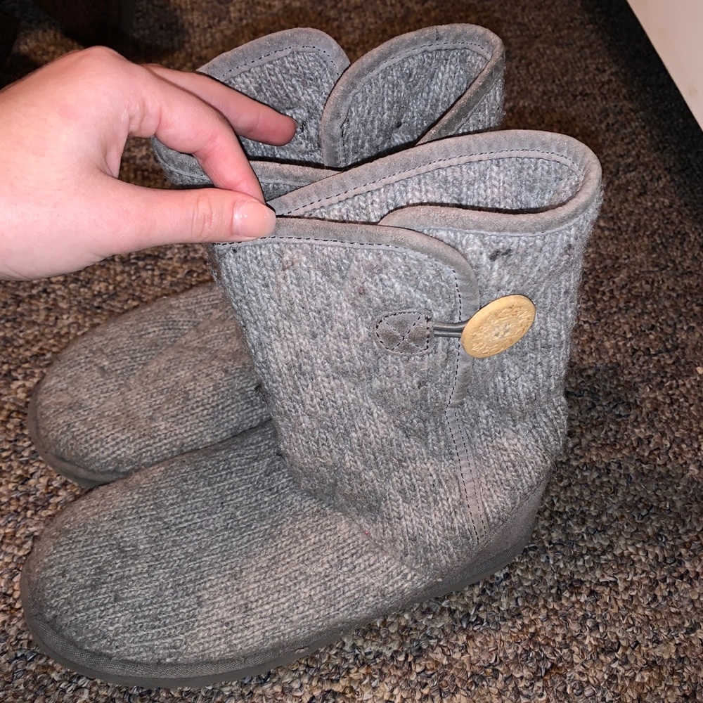 Ugg size 7 boots